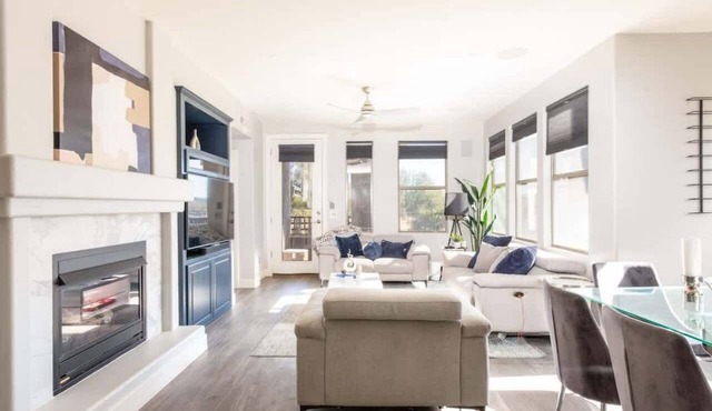 Scottsdale Condo Overlooking Golf Course