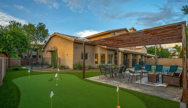 Scottsdale Entertainer's Paradise | Pool | Game Room | Putting Green