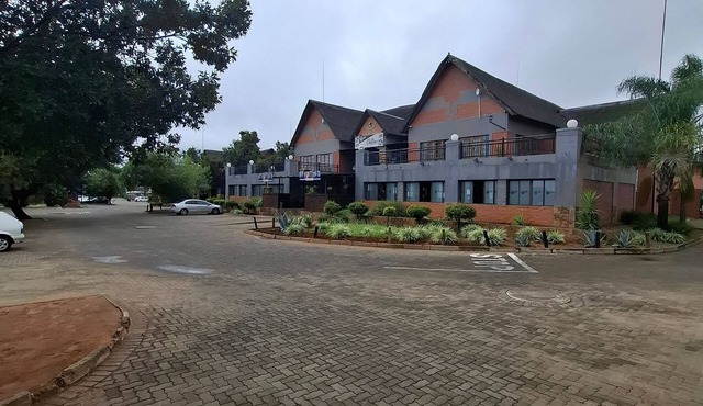 Serene 1-bedroom Apartment in Bloemfontein