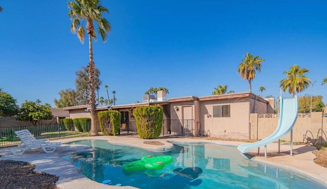 Serene Splendor in Scottsdale: Unwind in Our 3-BR Oasis with Pool, Games, and Pet-Friendly.