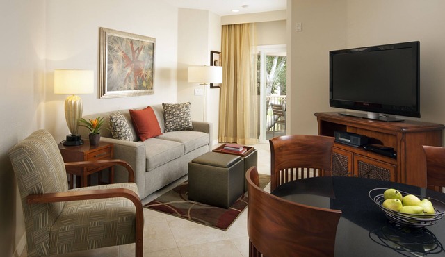 Sheraton Desert Oasis.Scottsdale.2 BR lock-off villa.sleeps 8