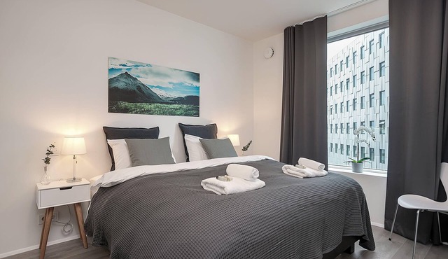 SIF Apartments - 2 bedrooms with 2 bathrooms