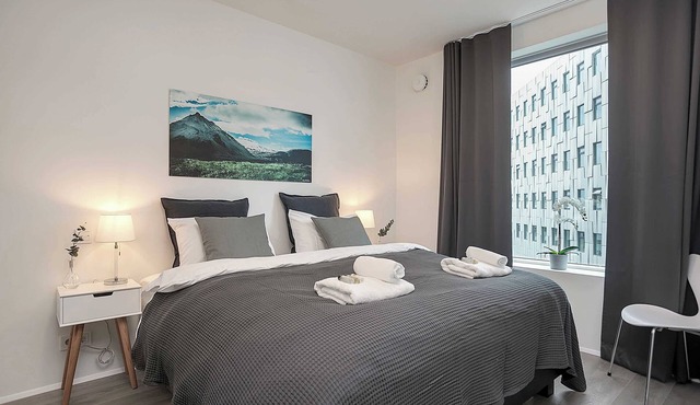 SIF Apartments - 2 bedrooms with 2 bathrooms