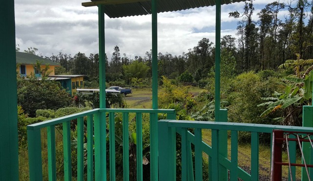 Simple studio between hilo and volcano national park