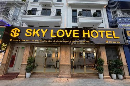 Sky Love Hotel - Trâu Qùy