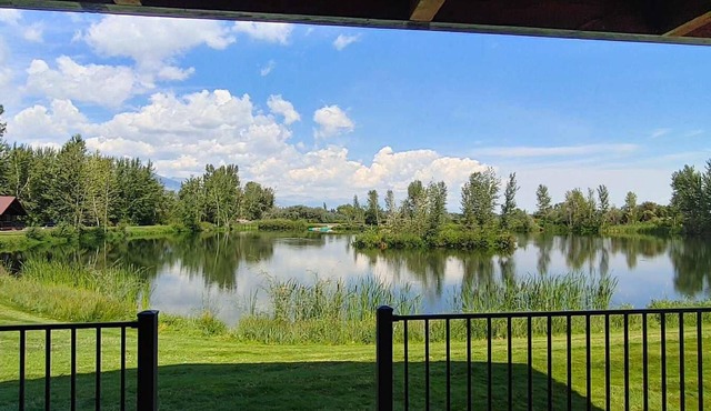 SkyWater Cabins