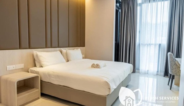 Societe Suites Hartamas by Plush
