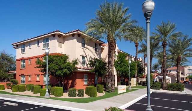 Sonesta Simply Suites Phoenix Scottsdale