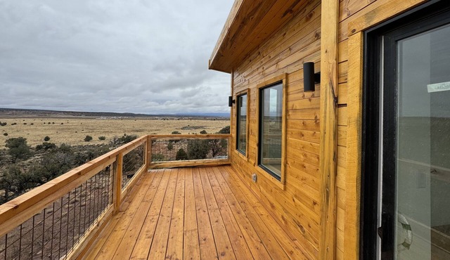 Stay in AMAZING tiny cabins @ The Cedars w Walkout Decks and DARK SKIES!