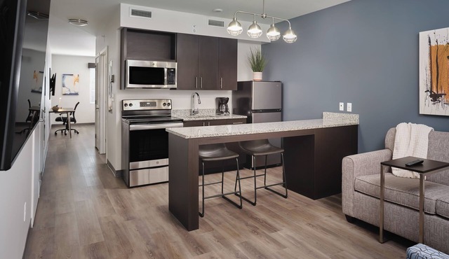 stayAPT Suites Yuma