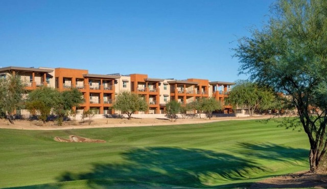 Studio - Stunning Scottsdale Views