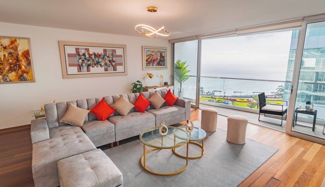 Stunning Ocean View in Miraflores | Directly in Front of Larcomar