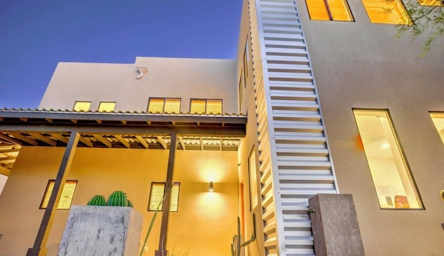 Stylish & Serene 2BR Townhouse Retreat