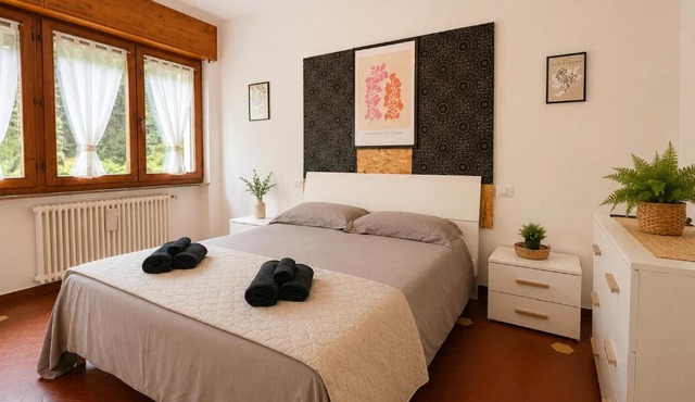 Sunflower Apartment