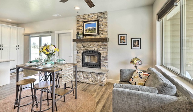 Sunny Flagstaff Home w/ Nat'l Forest Access!