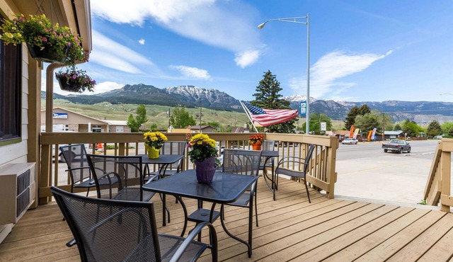 Super 8 by Wyndham Gardiner/Yellowstone Park Area