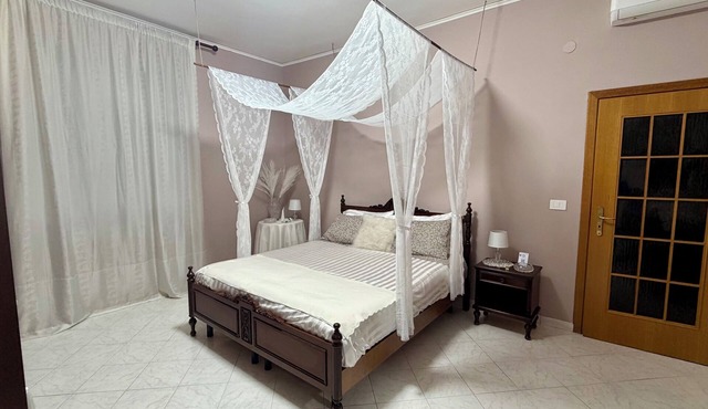 Susanna's House, a carefree stay a stone's throw from downtown