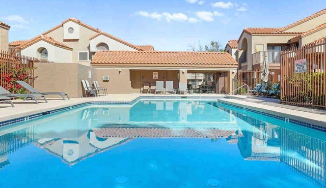 The Cool Cactus Condo with Pool and Jacuzzi