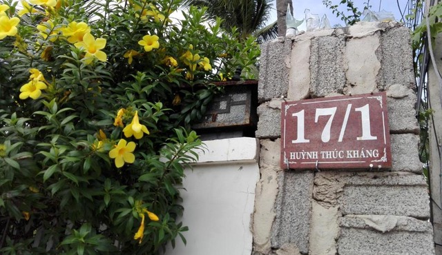 The House 17/1