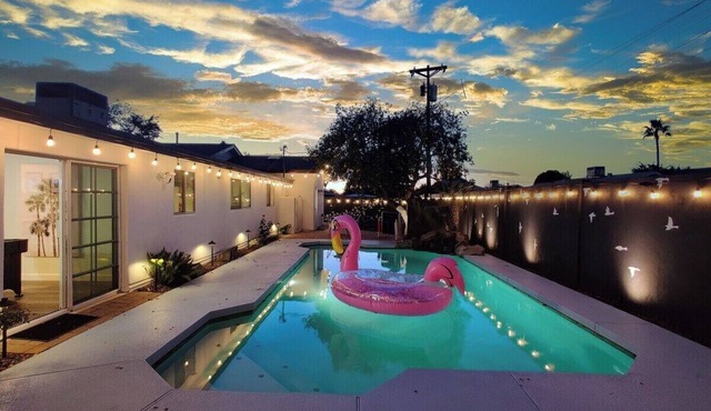 This house is a 5 bedroom(s), 4 bathrooms, located in Scottsdale, AZ.
