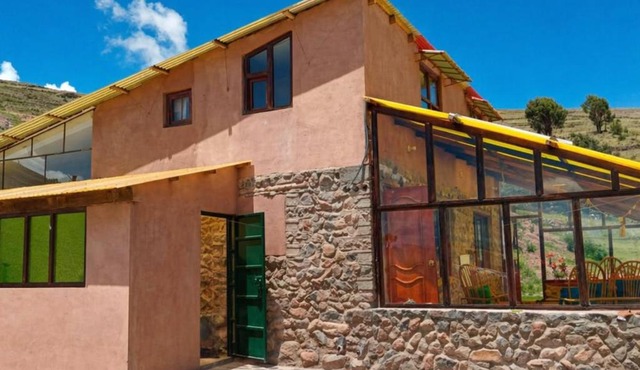 Tierra Amada - Lake Titicaca Retreat