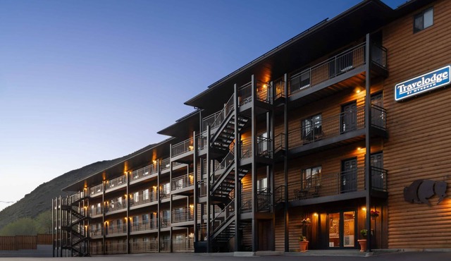 Travelodge by Wyndham Gardiner Yellowstone Park North