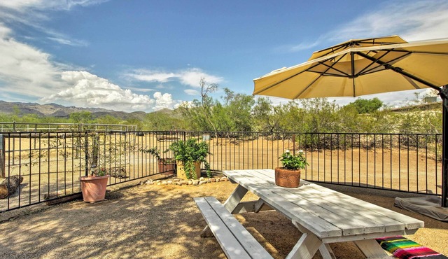 Tucson Casita w/Fireplace: View Animals & Mtns