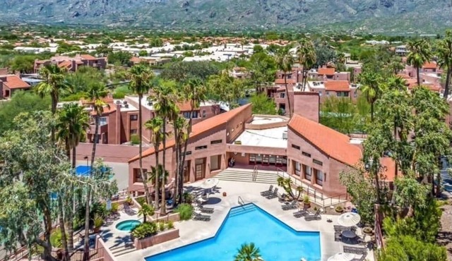 Tucson Escapes at Sabino Cnyn King, queen, office, pets, pool, and pickle ball