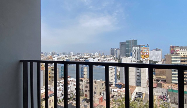 Upper Modern Stay by Wynwood House