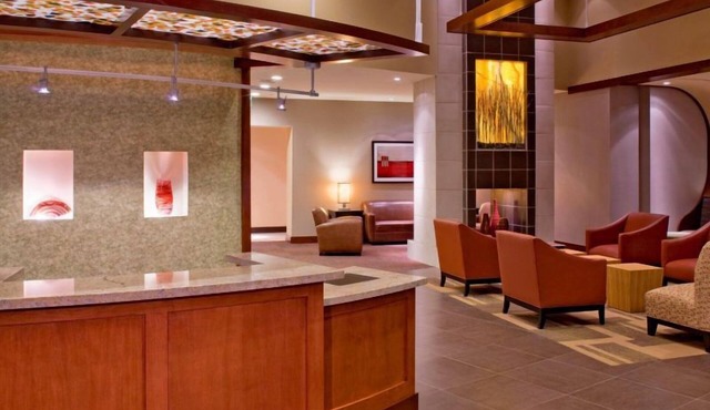 Walking in Saguaro National Park! Pet-friendly, Parking, Pool, Airport Shuttle!