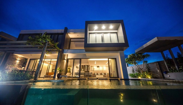 Wanan Villa with Private Pool and Seaview