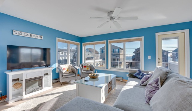 Wells Beach House w/Ocean-View Deck