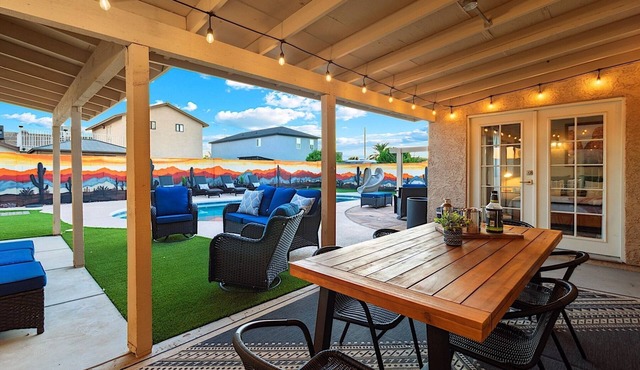 Winter Fun- Sleeps 16- Heated pool - optional