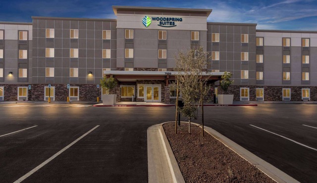 Woodspring Suites Gilbert - Mesa Gateway Airport