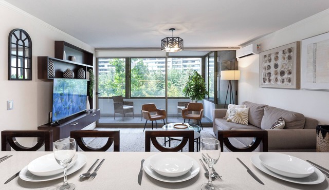 Your Ideal Stay in front of Parque Arauco