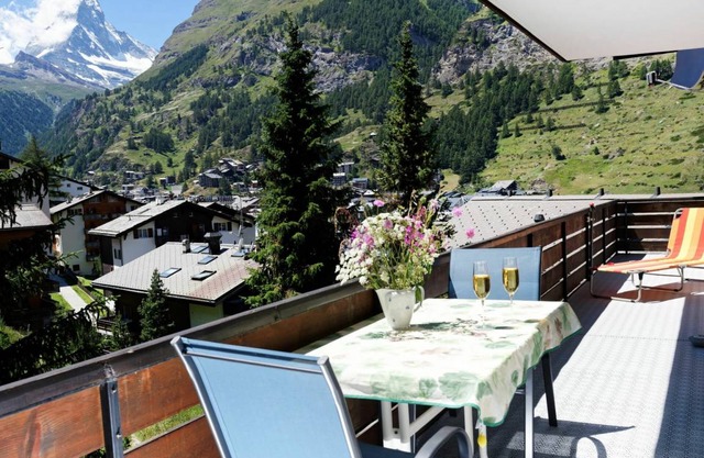 63 m² Apartment ∙ 3 bedrooms ∙ 5 guests
