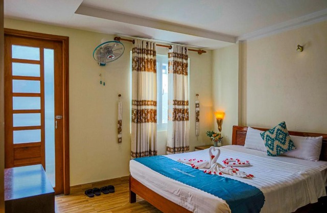 Dmz Hostel 