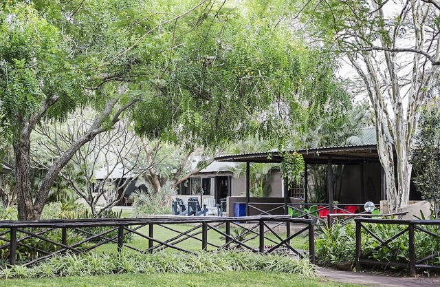 Emdoneni Lodge