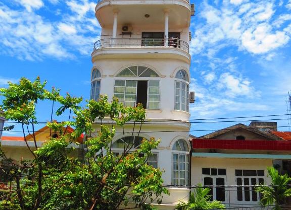 Nam Hotel 