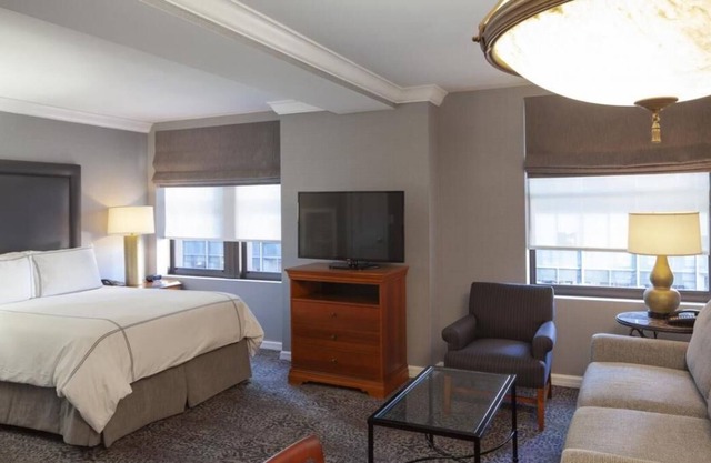 Manhattan Residence Persons 