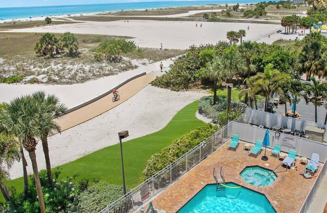 Surf Beach 502 - Spectacular Sunsets - Beach Front