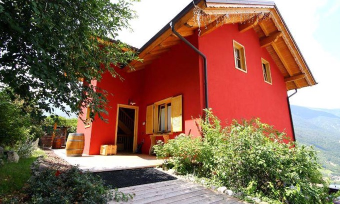 Spormaggiore Bed & Breakfast | 100 m² Bed and breakfast ∙ 3 bedrooms ∙ 8 guests