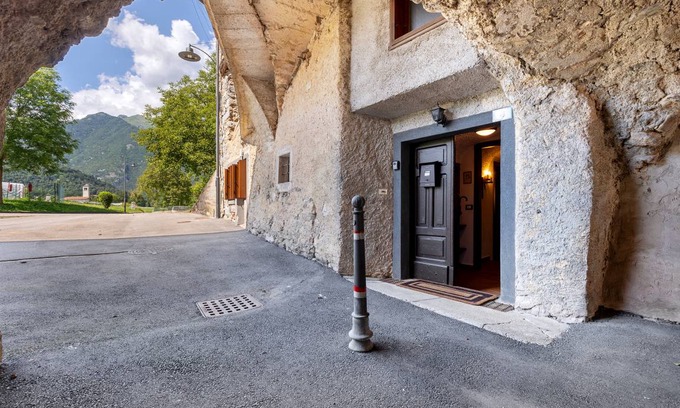 Bleggio Inferiore Ski Chalet | 112 m² Chalet ∙ 2 bedrooms ∙ 6 guests