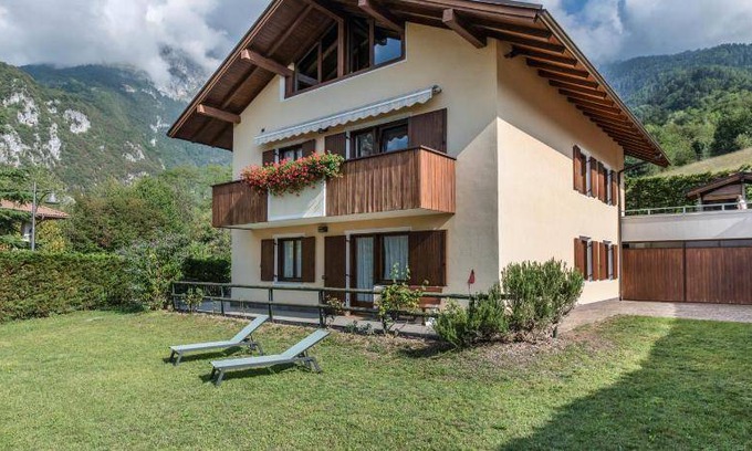 Dorsino Apartment | 115 m² Apartment ∙ 3 bedrooms ∙ 8 guests