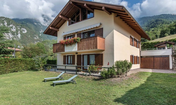 Dorsino Apartment | 115 m² Apartment ∙ 3 bedrooms ∙ 7 guests