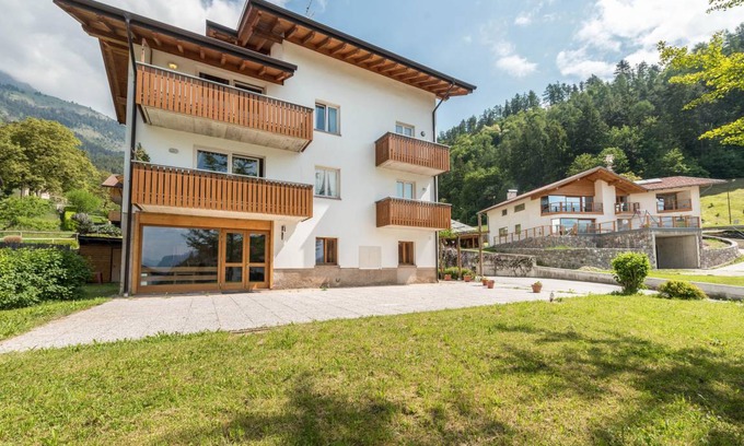 San Lorenzo in Banale Apartment | 120 m² Apartment ∙ 3 bedrooms ∙ 6 guests