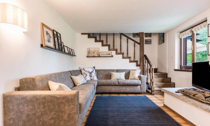 Bocenago Apartment | 130 m² Apartment ∙ 2 bedrooms ∙ 6 guests