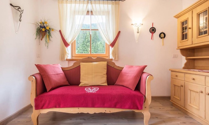 Canazei Ski Chalet | 160 m² Chalet ∙ 5 bedrooms ∙ 10 guests