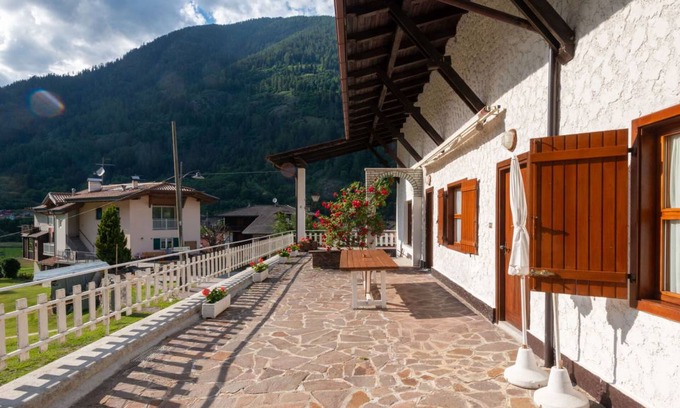 Pellizzano Villa | 180 m² Villa ∙ 4 bedrooms ∙ 8 guests