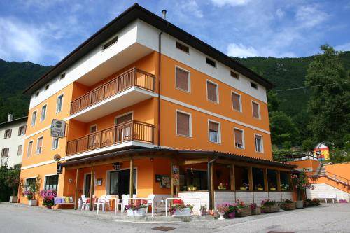 Vallarsa Hotel | 20 m² Hotel ∙ 4 guests